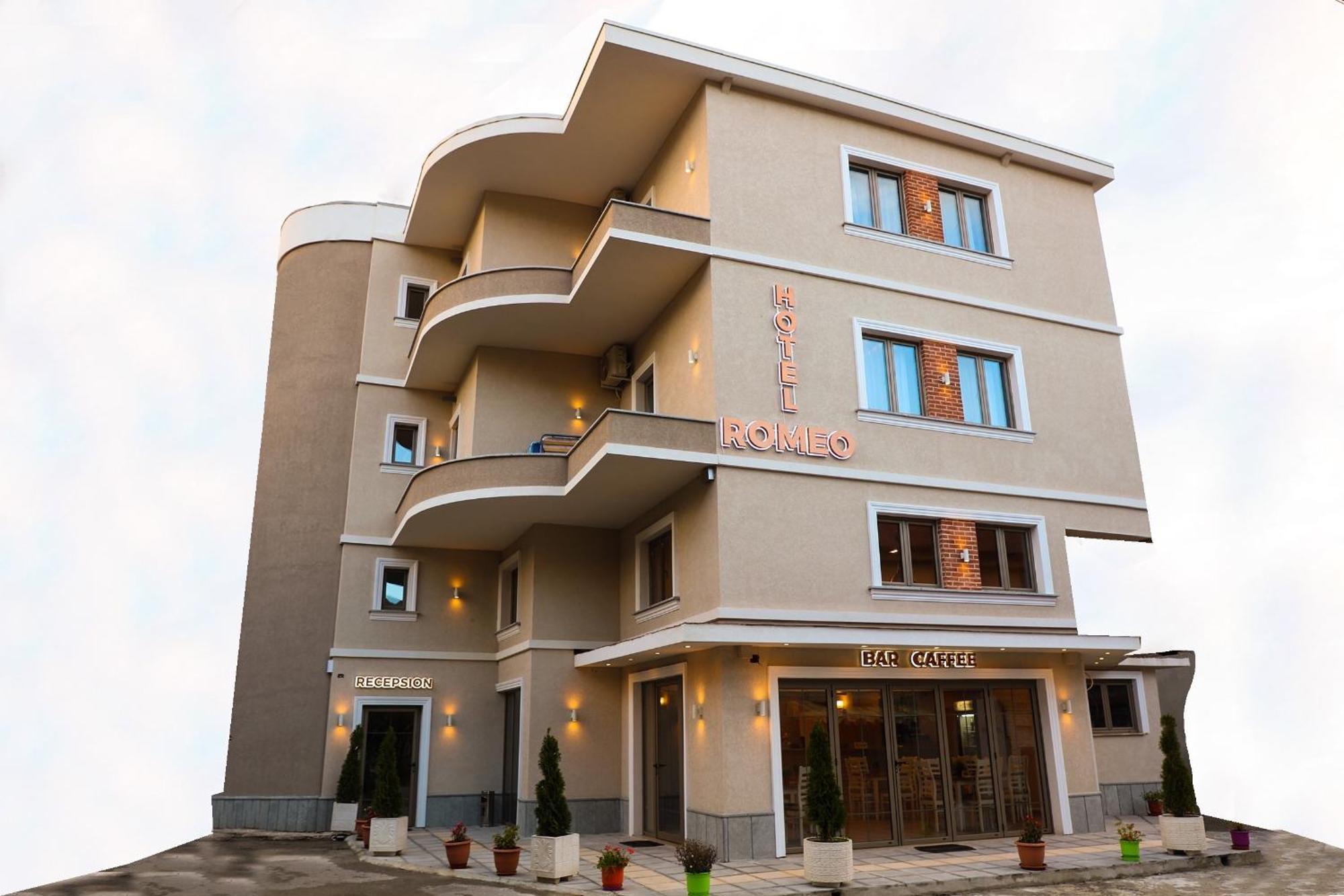 Hotel Romeo Korce Luaran gambar