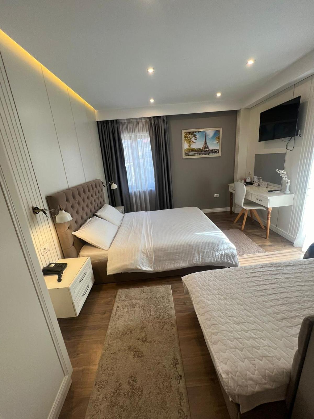 Hotel Romeo Korce Luaran gambar